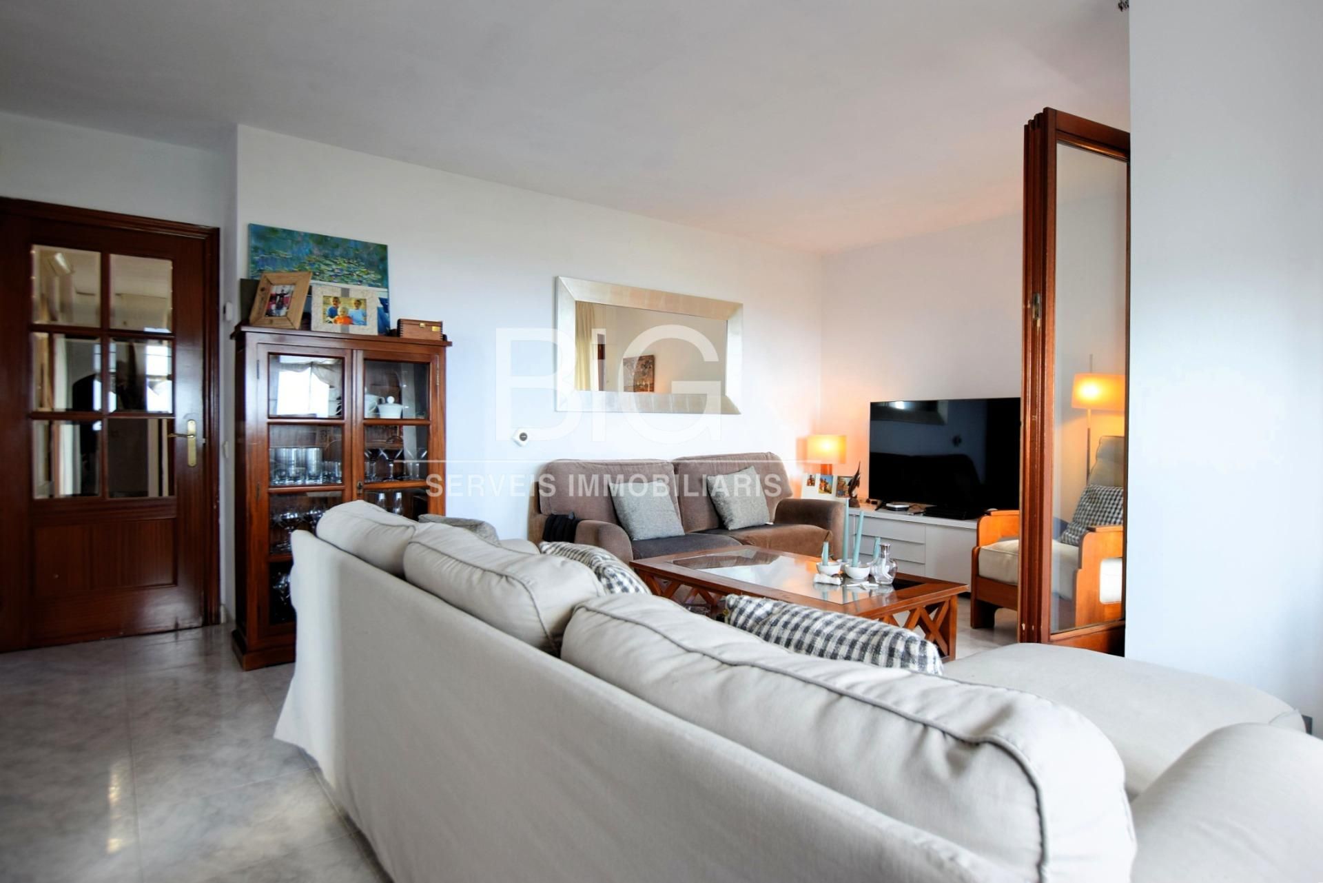 Sala de estar de Piso en venta en Vilassar de Dalt con Calefacción, Jardín privado y Terraza