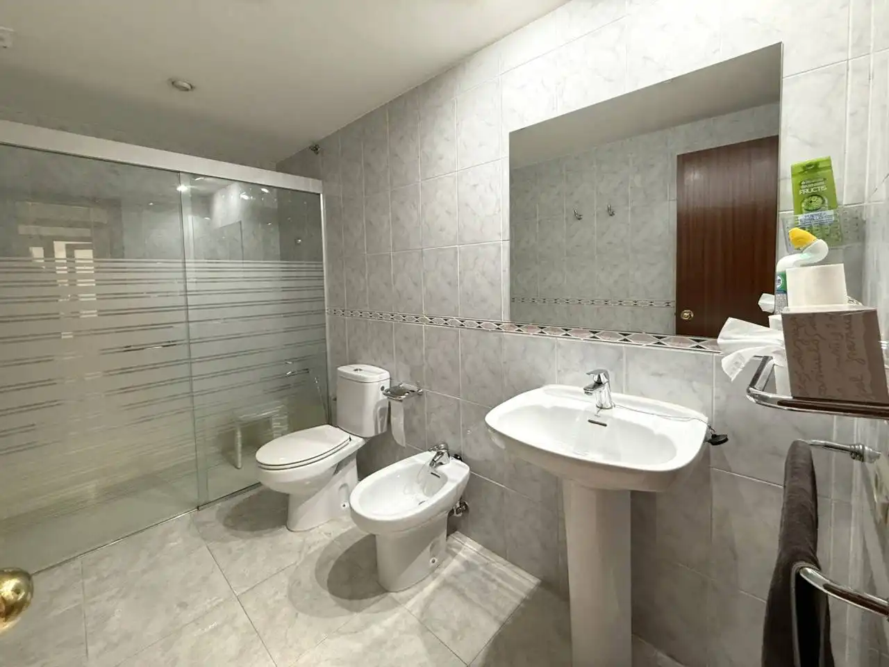Bathroom of Flat for sale in Olot  with Air Conditioner, Heating and Terrace