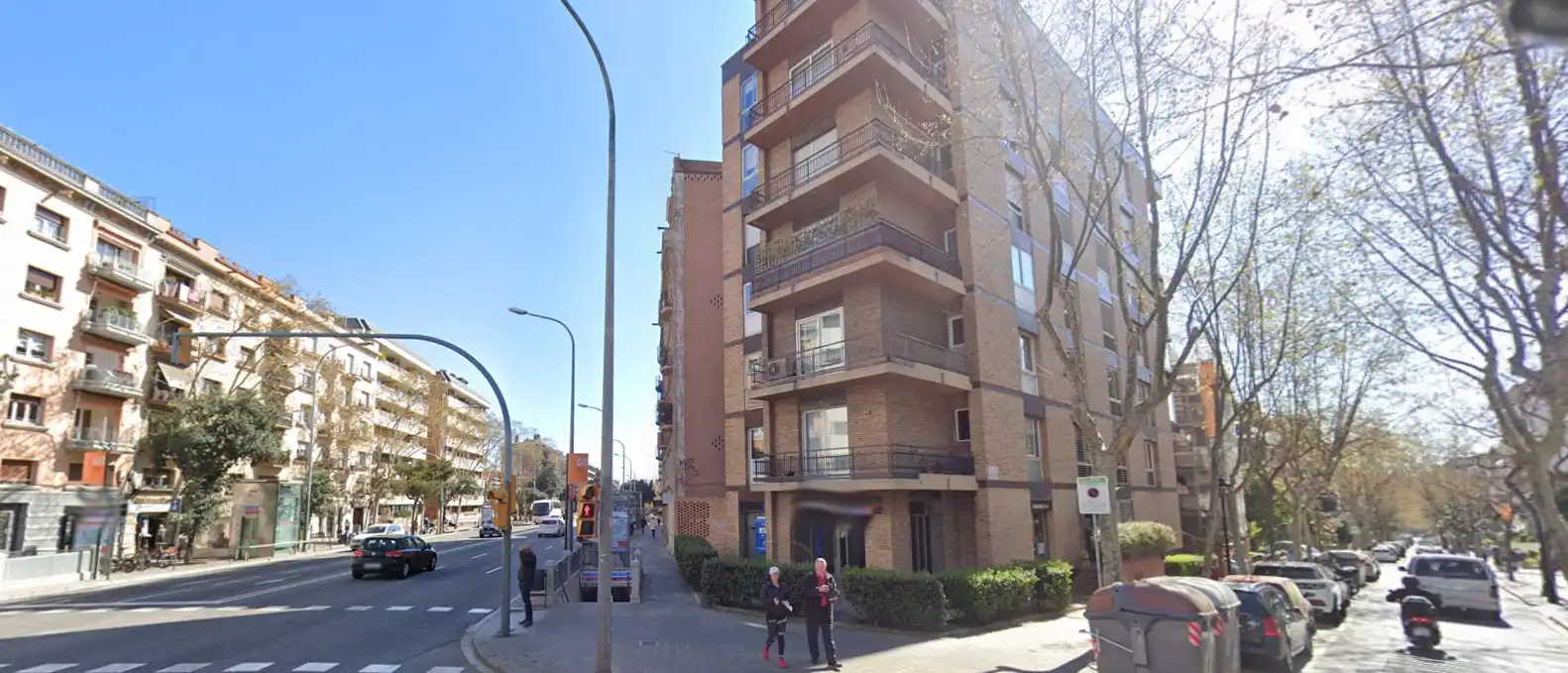 Außenansicht von Gebäude zur Miete in Barcelona