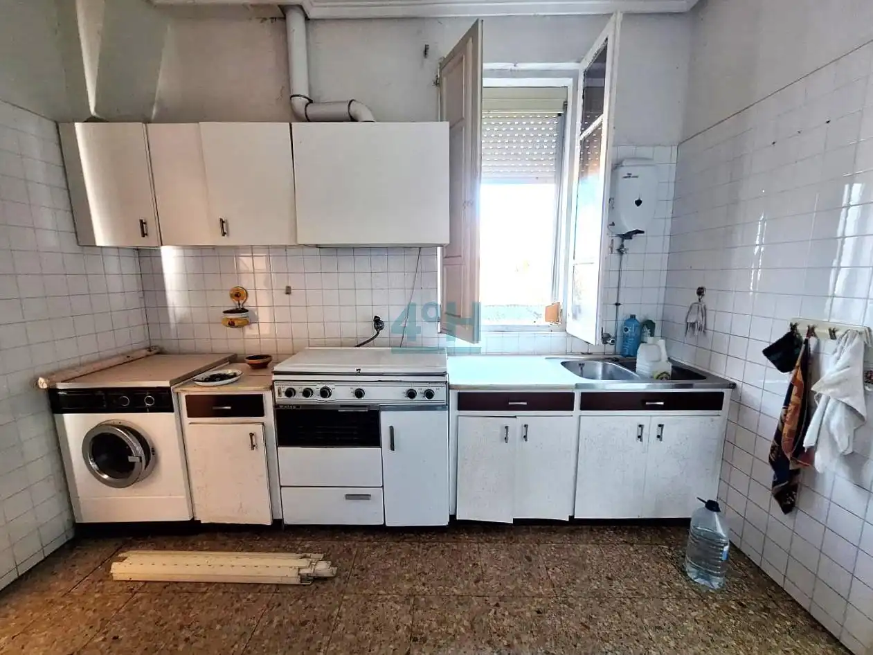 Cocina de Casa o chalet en venta en Baños de Molgas con Calefacción, Jardín privado y Terraza