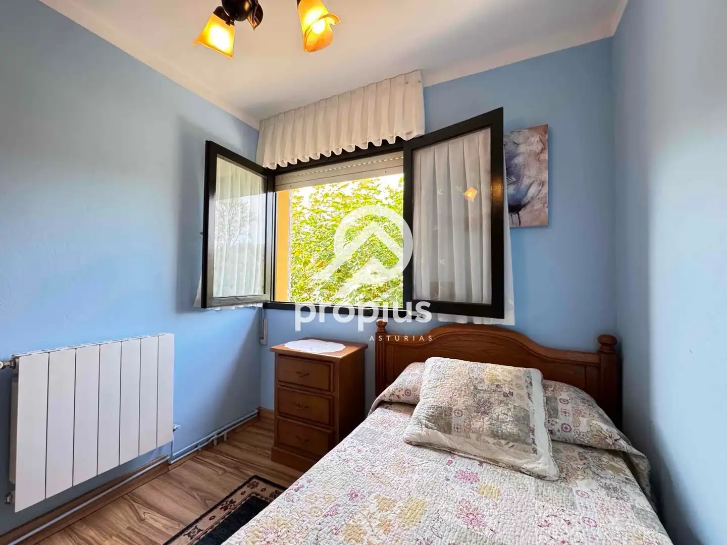 Habitación de Casa o chalet en venta en Parres con Calefacción, Jardín privado y Parquet