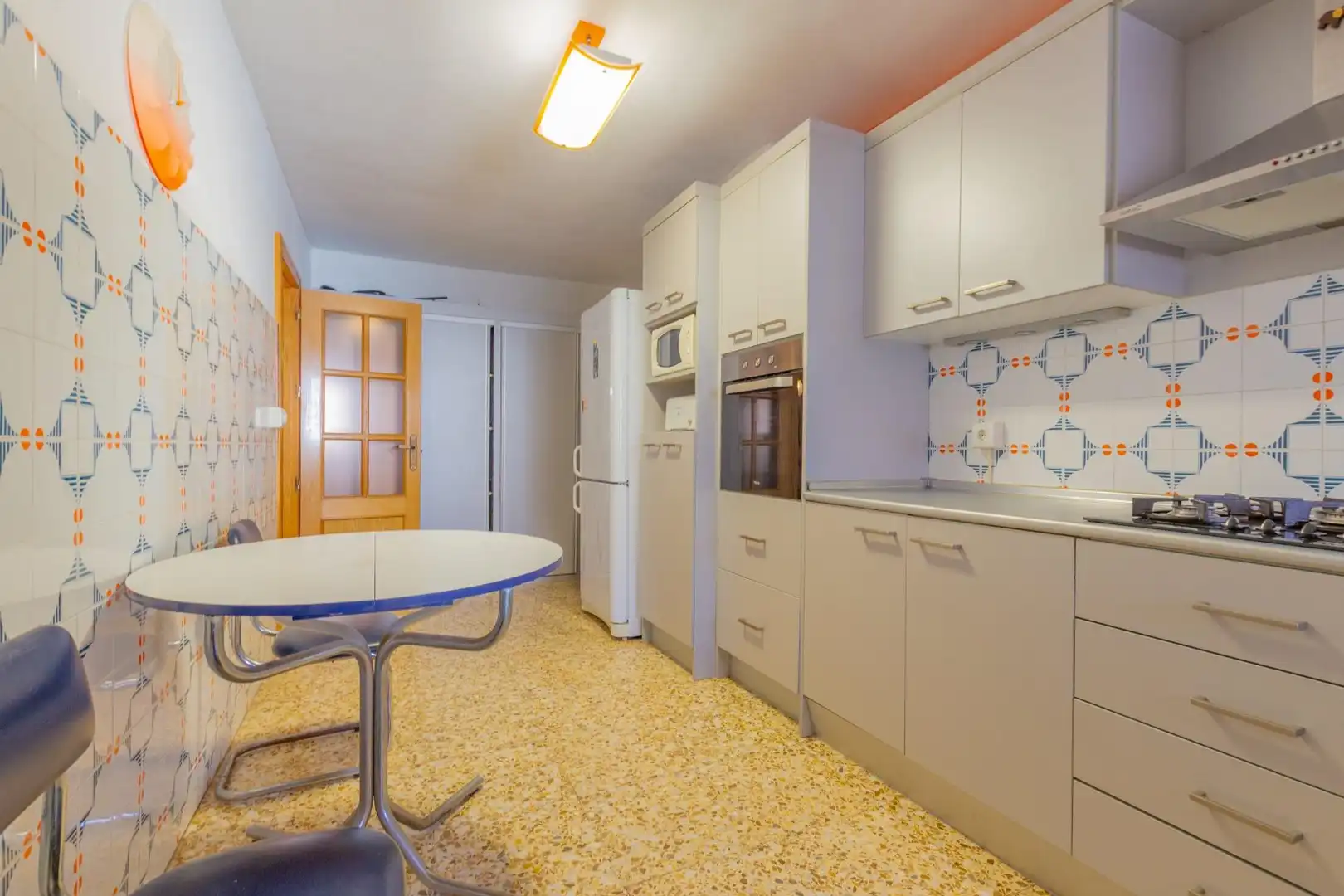 Cocina de Piso en venta en Águilas con Terraza, Amueblado y Balcón