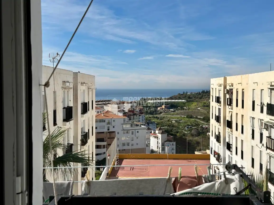 Vista exterior de Pis en venda en Torrox