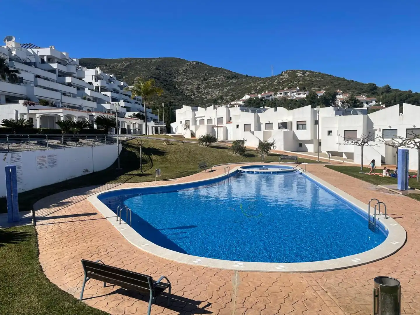 Swimming pool of Flat for sale in Peñíscola / Peníscola  with Air Conditioner, Heating and Terrace