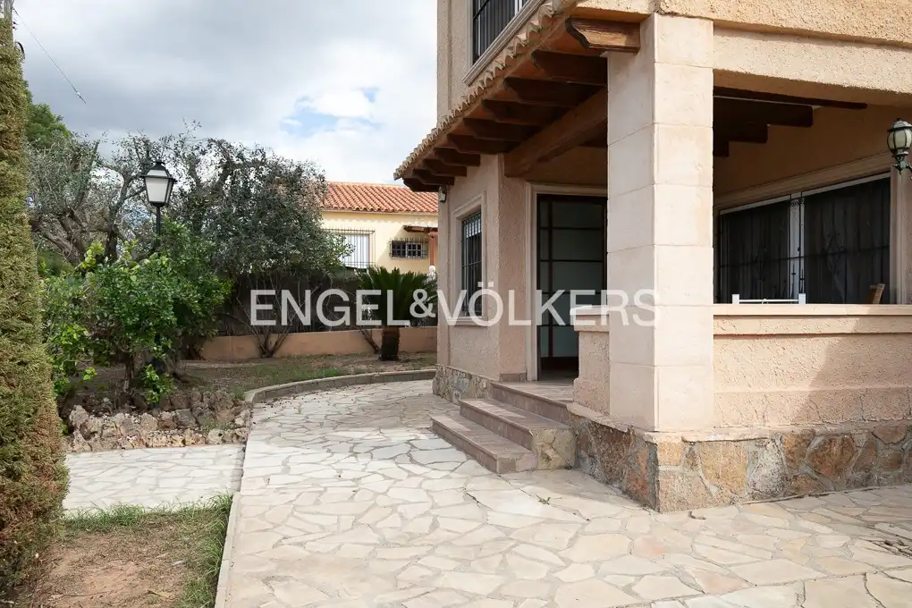 Terraza de Casa o chalet de alquiler en L'Eliana con Aire acondicionado, Calefacción y Jardín privado