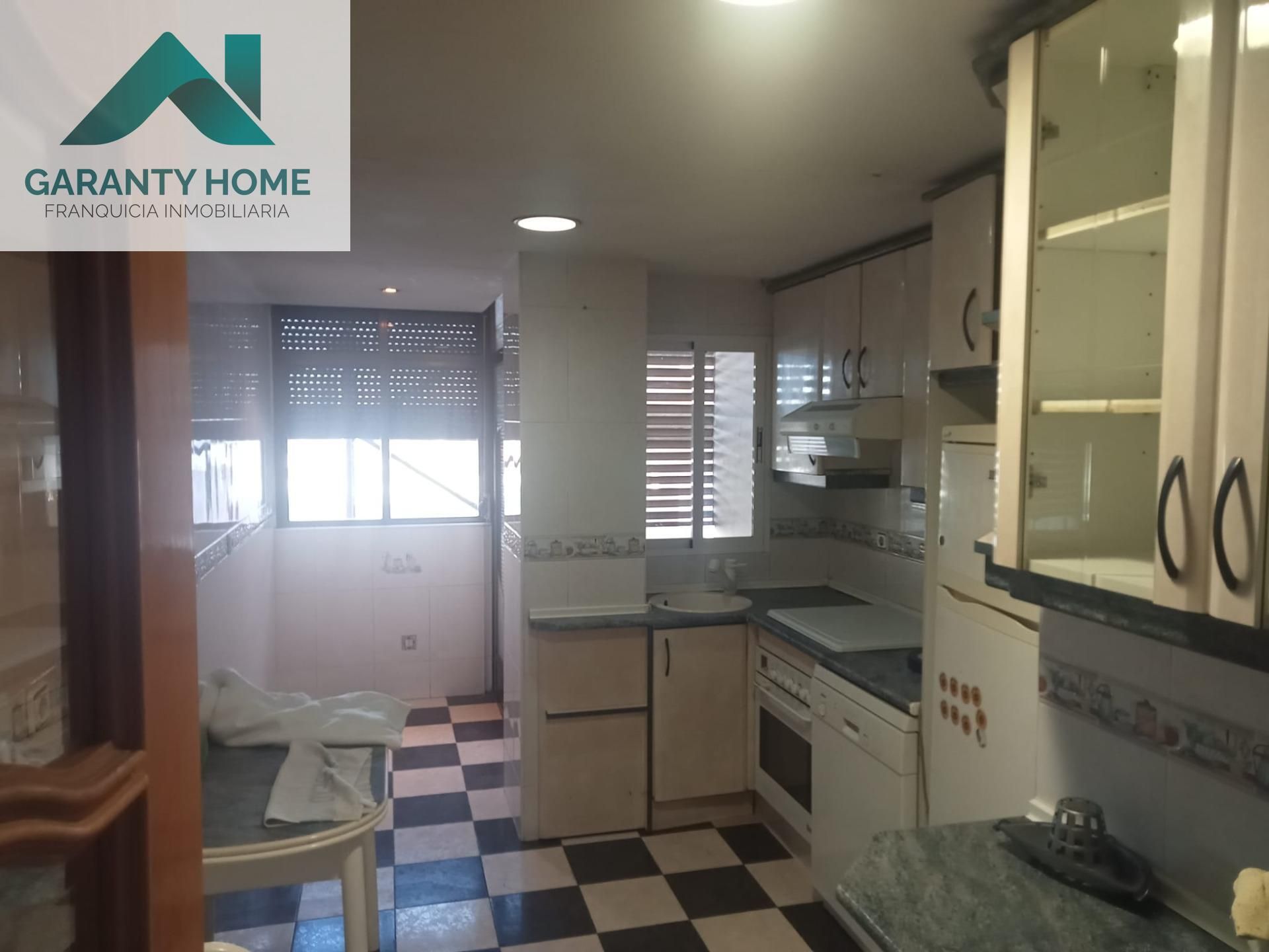 Kitchen of Flat for sale in Fuenlabrada  with Heating