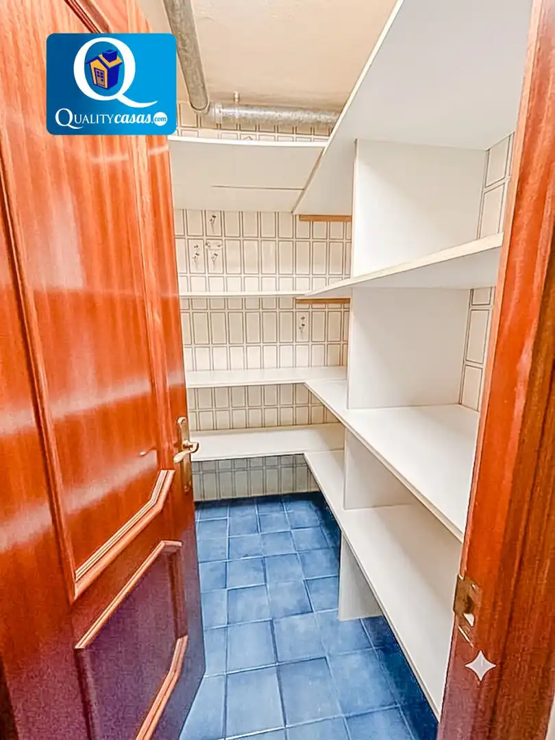 Cuina de Apartament en venda en Elche / Elx amb Aire condicionat, Calefacció i Terrassa