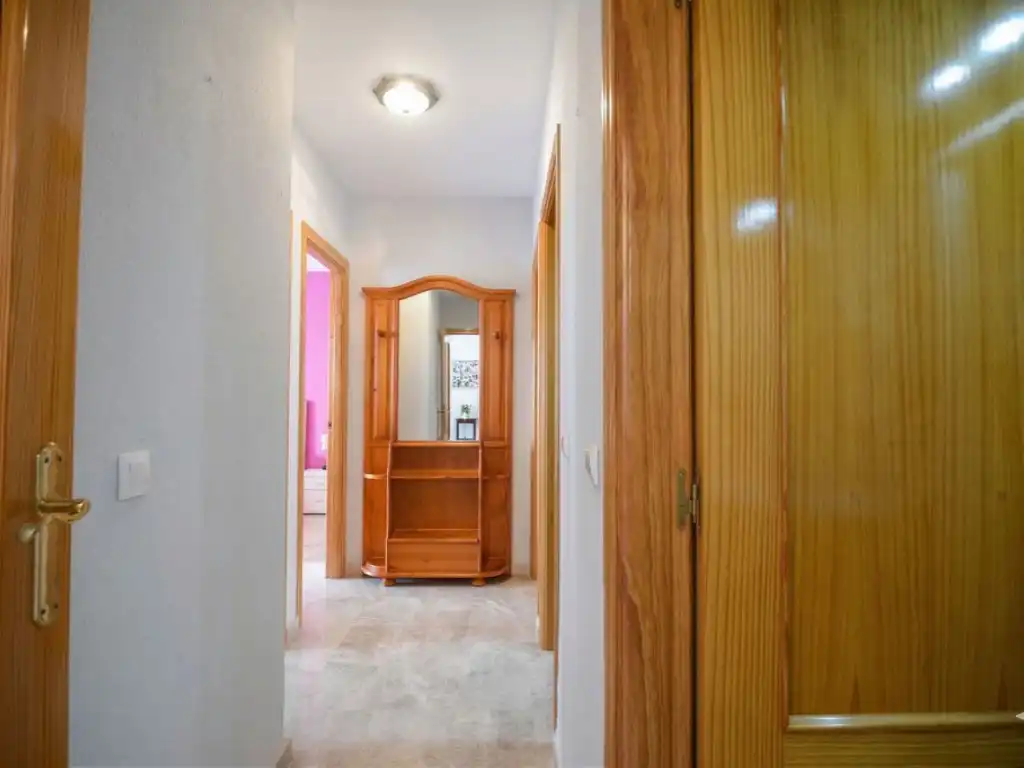 Flat for sale in Fuengirola  with Air Conditioner, Private garden and Terrace
