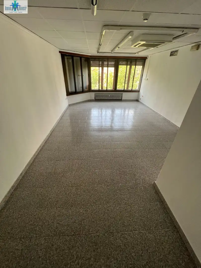 Bureau avec ascenseur à louer à Centro, imagen 3