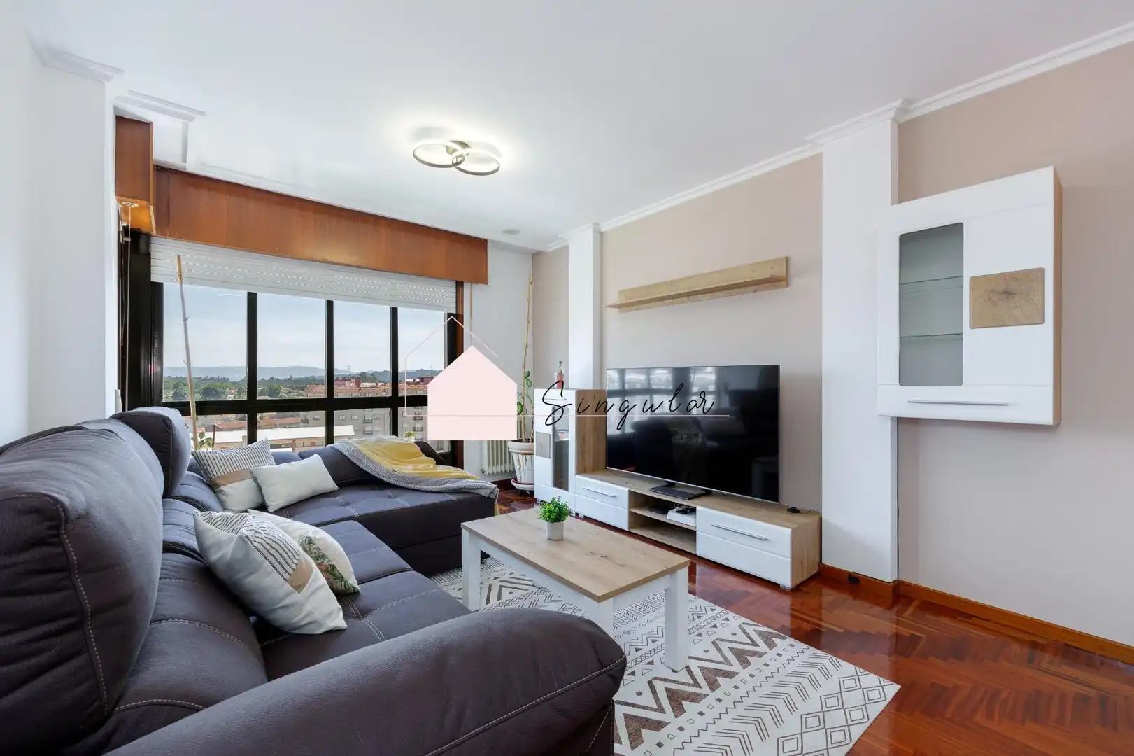 Living room of Flat for sale in Ponteareas  with Heating and Parquet flooring