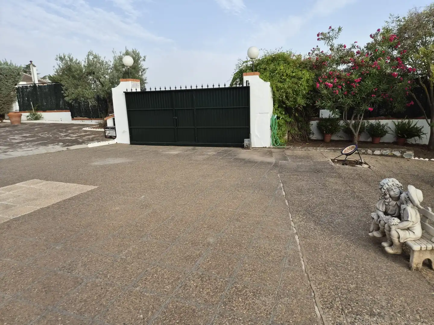 Parking de Casa o chalet en venta en Almendralejo con Aire acondicionado, Calefacción y Jardín privado