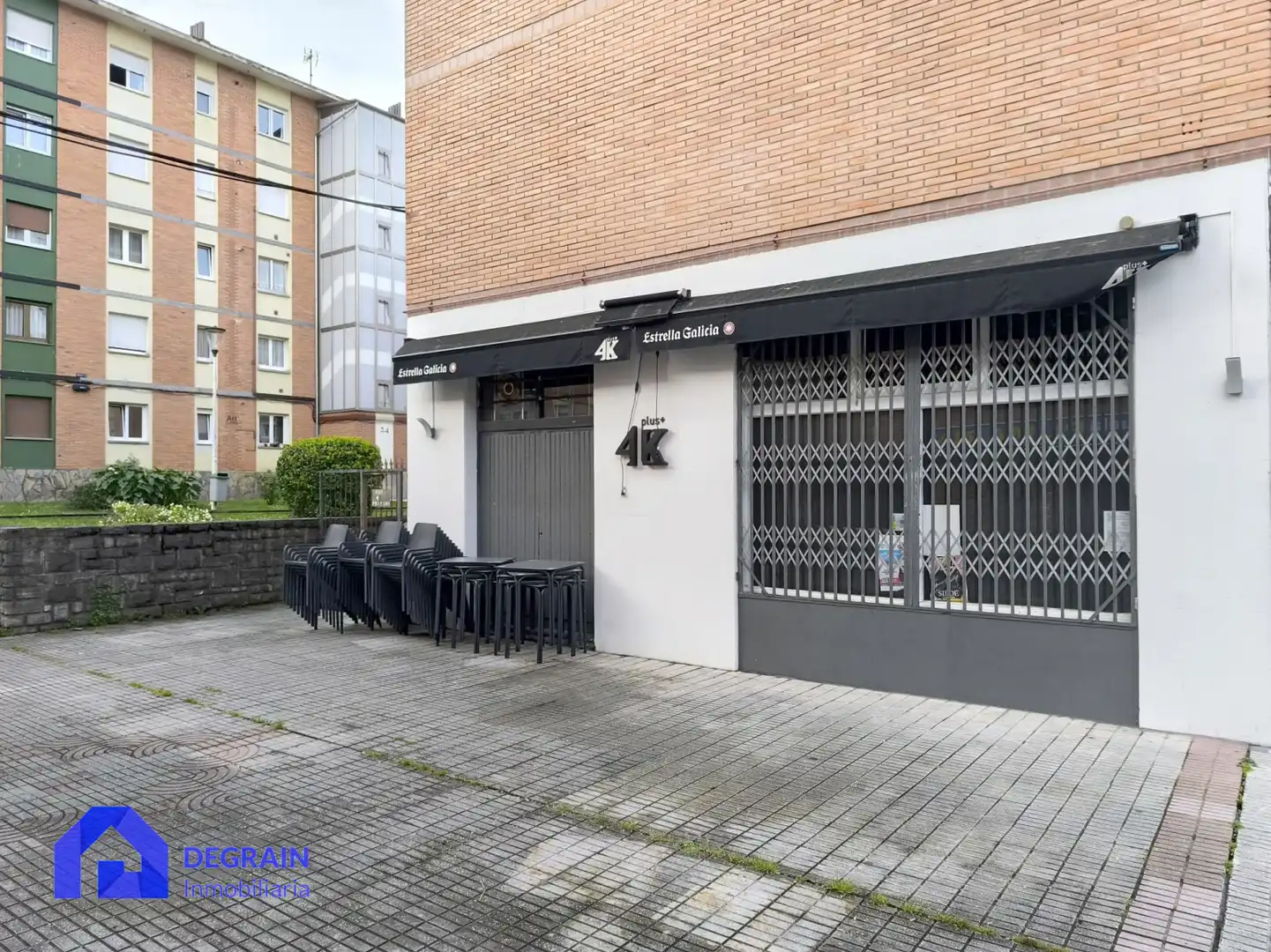 Vista exterior de Local de alquiler en Gijón 