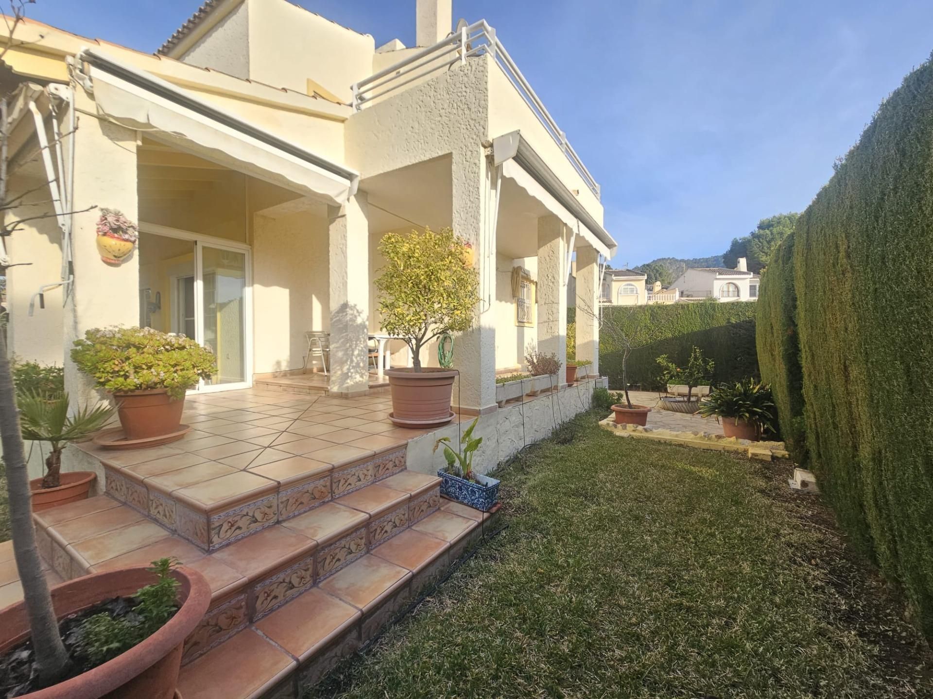 Garden of House or chalet for sale in Benidorm  with Air Conditioner, Heating and Terrace