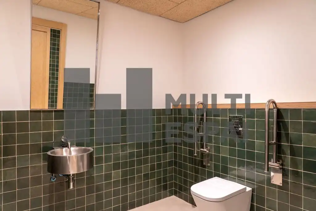 Office space with lift to rent in Passeig de la Zona Franca, imagen 21
