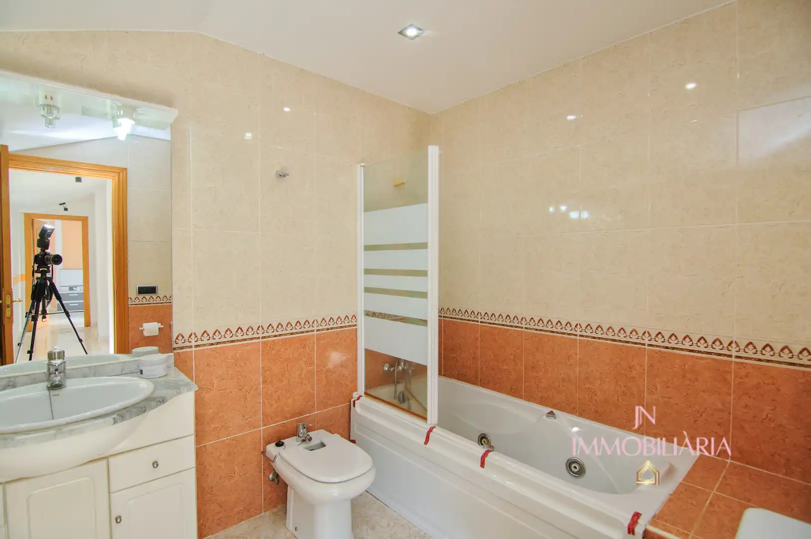 Badezimmer von Maisonette zum Verkauf in Esparreguera mit Klimaanlage, Heizung und Terrasse
