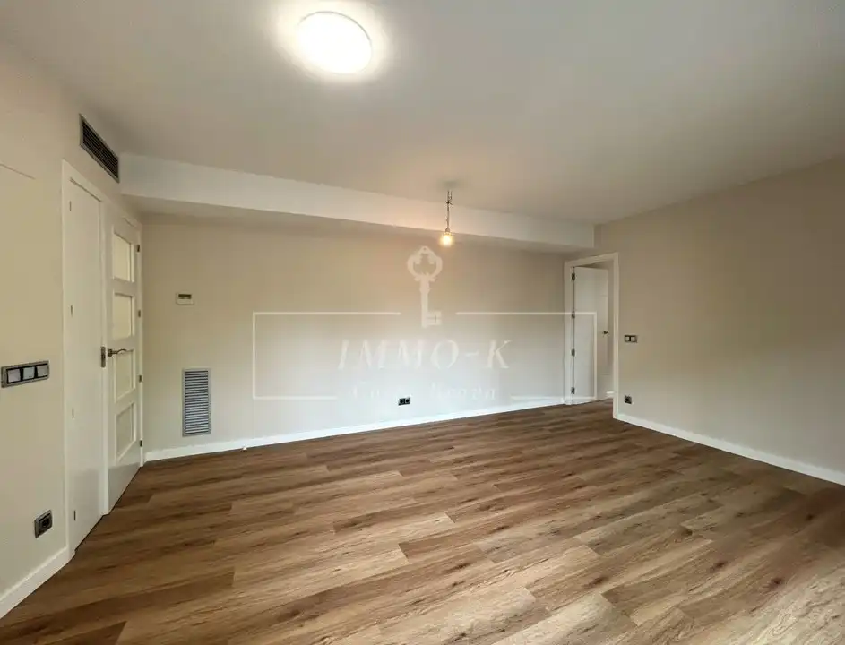 Flat for sale in Carrer Castellar, El Port