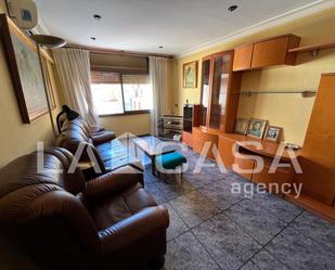 Living room of House or chalet for sale in Sant Adrià de Besòs  with Terrace and Balcony