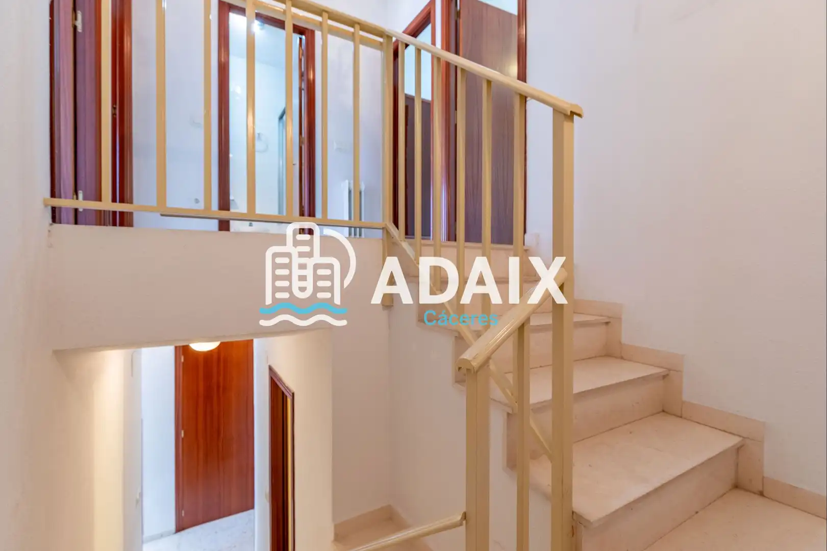 Houses for sale in Cáceres  with Air Conditioner, Heating and Terrace