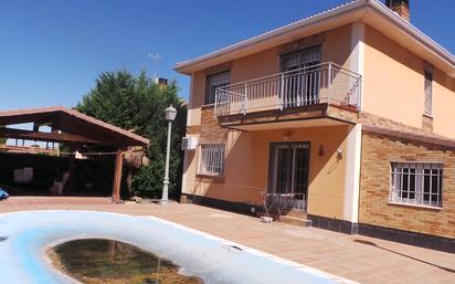 Exterior view of House or chalet for sale in El Casar  with Air Conditioner, Swimming Pool and Balcony