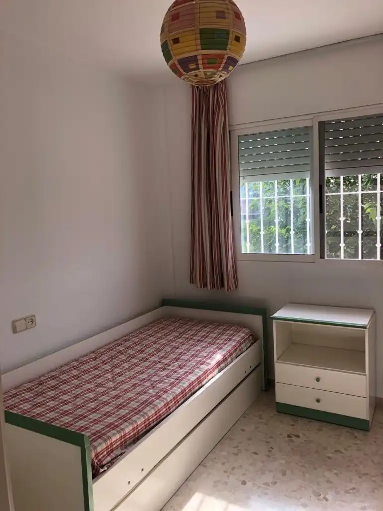 Schlafzimmer von Einfamilien-Reihenhaus zur Miete in Murcia mit Klimaanlage, Privatgarten und Abstellraum