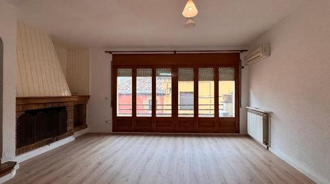 Photo 5 of Single-family semi-detached for sale in Carrer de Coll I Vehí, 30, La Bisbal d'Empordà, Girona