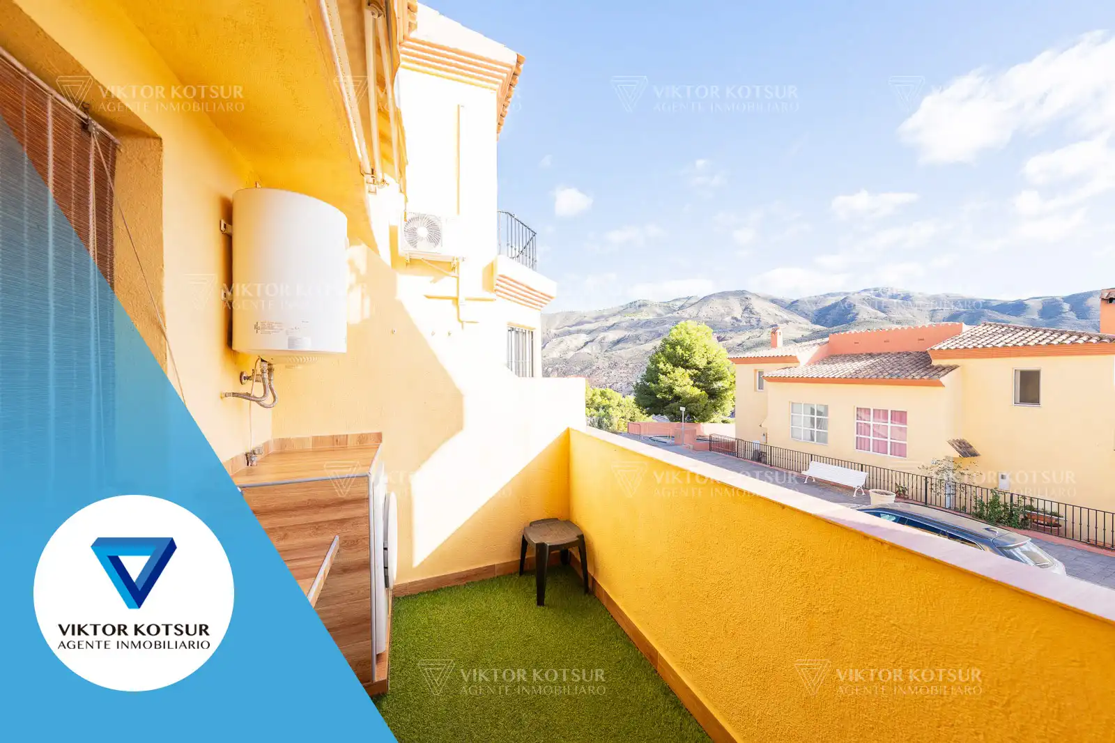 Außenansicht von Maisonette zum Verkauf in Vícar mit Klimaanlage, Terrasse und Abstellraum