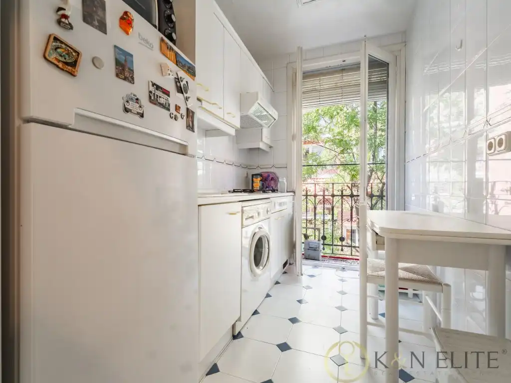 Kitchen of Flat for sale in Madrid  with Air Conditioner, Heating and Balcony