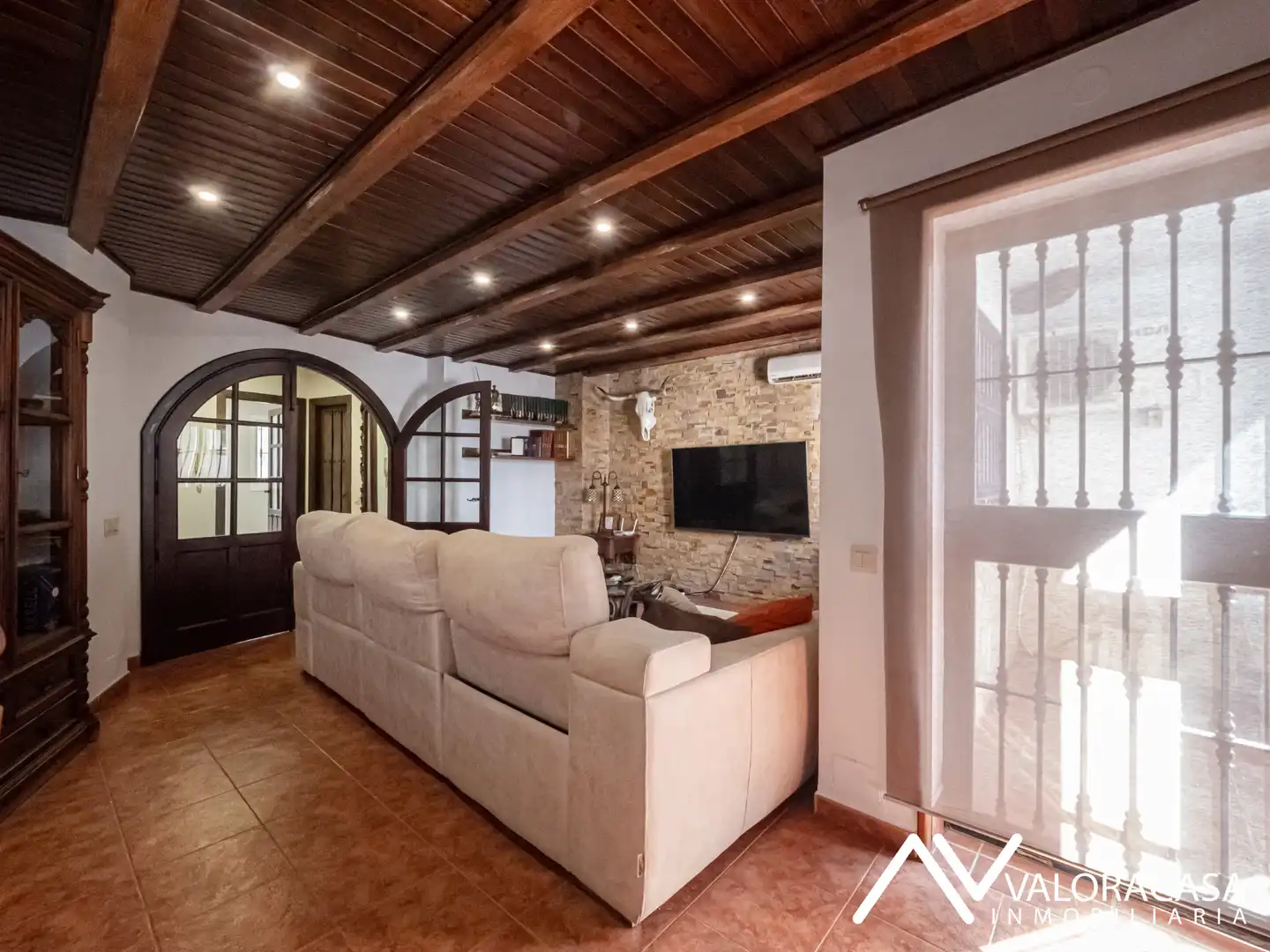 Sala d'estar de Casa o xalet en venda en Cártama amb Aire condicionat, Terrassa i Moblat
