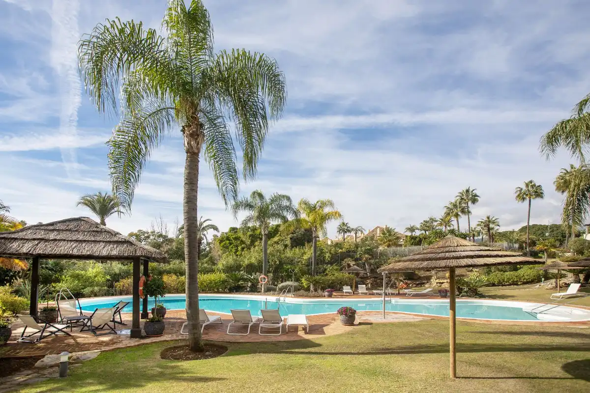Dúplex amb piscina en venda a Nueva Andalucía, imagen 8