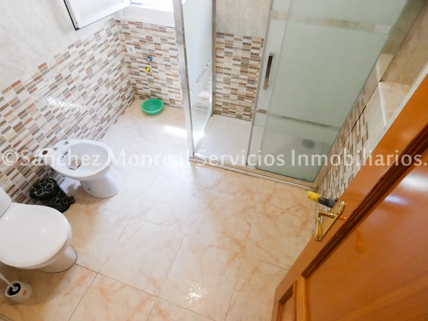 Bany de Casa o xalet en venda en Alcázar de San Juan amb Aire condicionat, Calefacció i Jardí privat