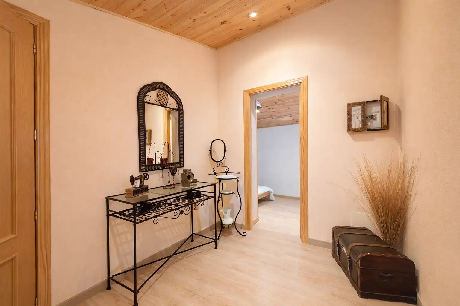 Detached homes for sale in Almonacid de Zorita  with Air Conditioner, Heating and Private garden