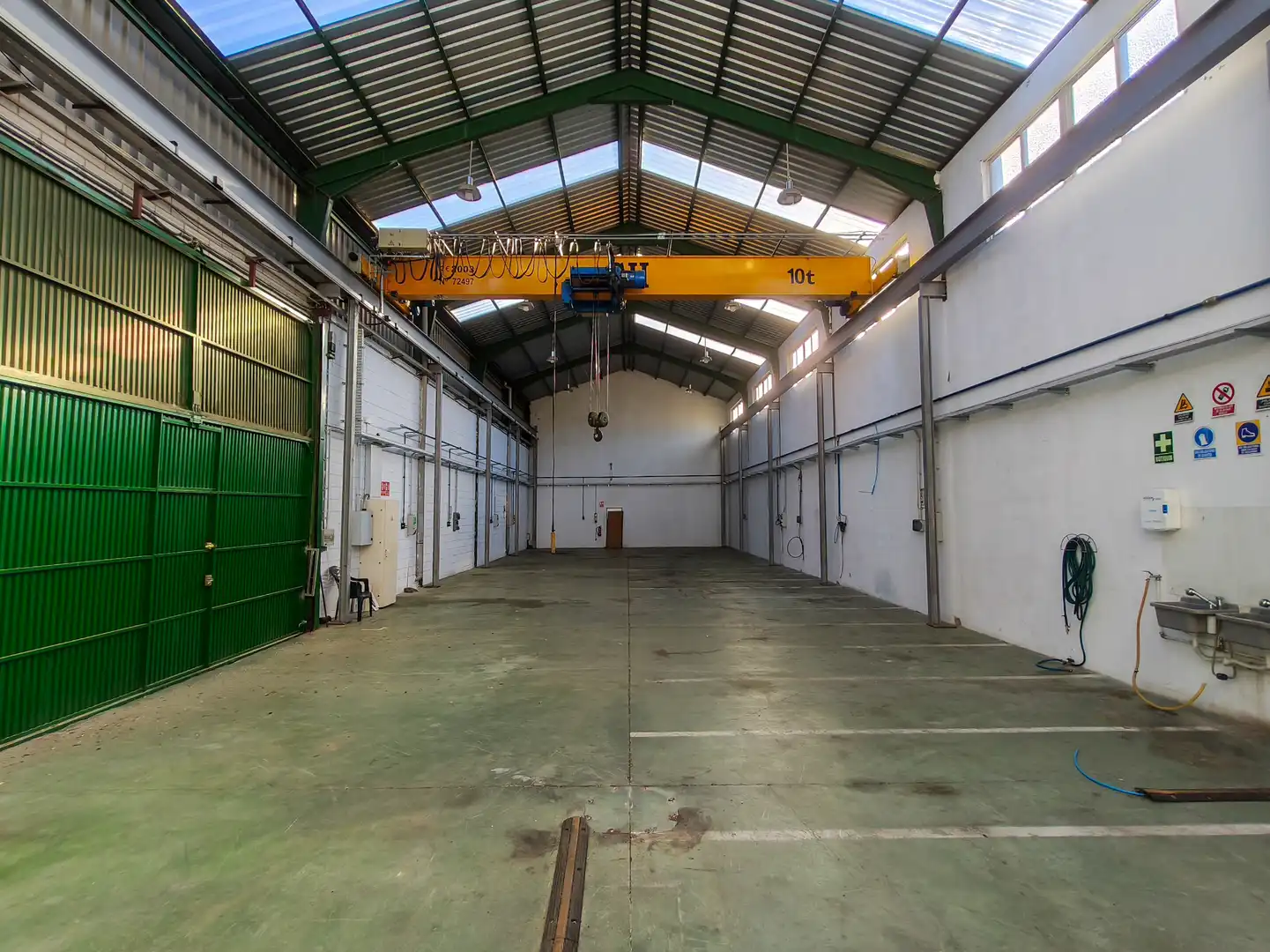 Nave industrial de alquiler en Ibi con Alarma