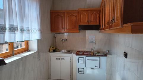 Foto 5 de Casa adosada en venda a Avenida de Barruelo, 6, Salinas de Pisuerga, Palencia