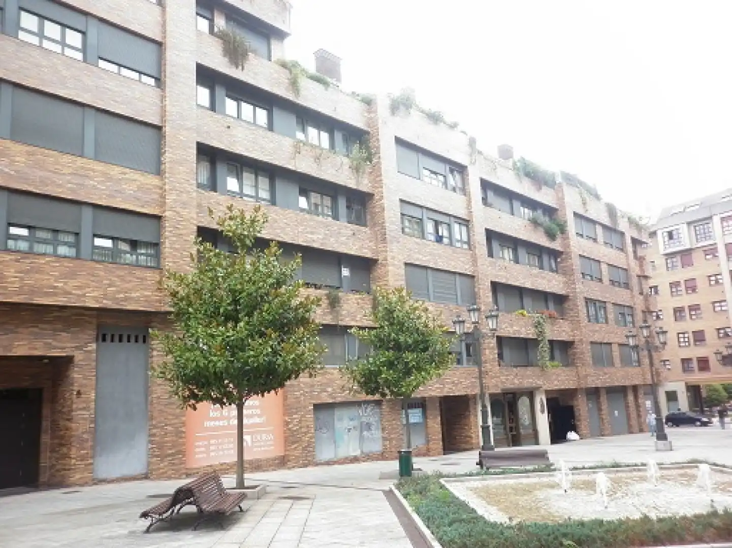 Vista exterior de Pis de lloguer en Oviedo  amb Calefacció i Parquet