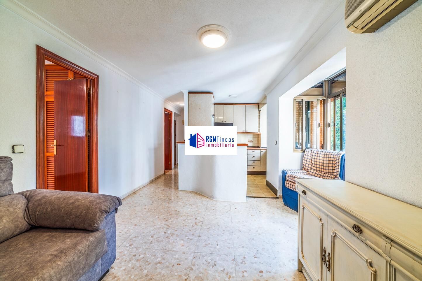 Flat for sale in  Sevilla Capital  with Terrace and Balcony