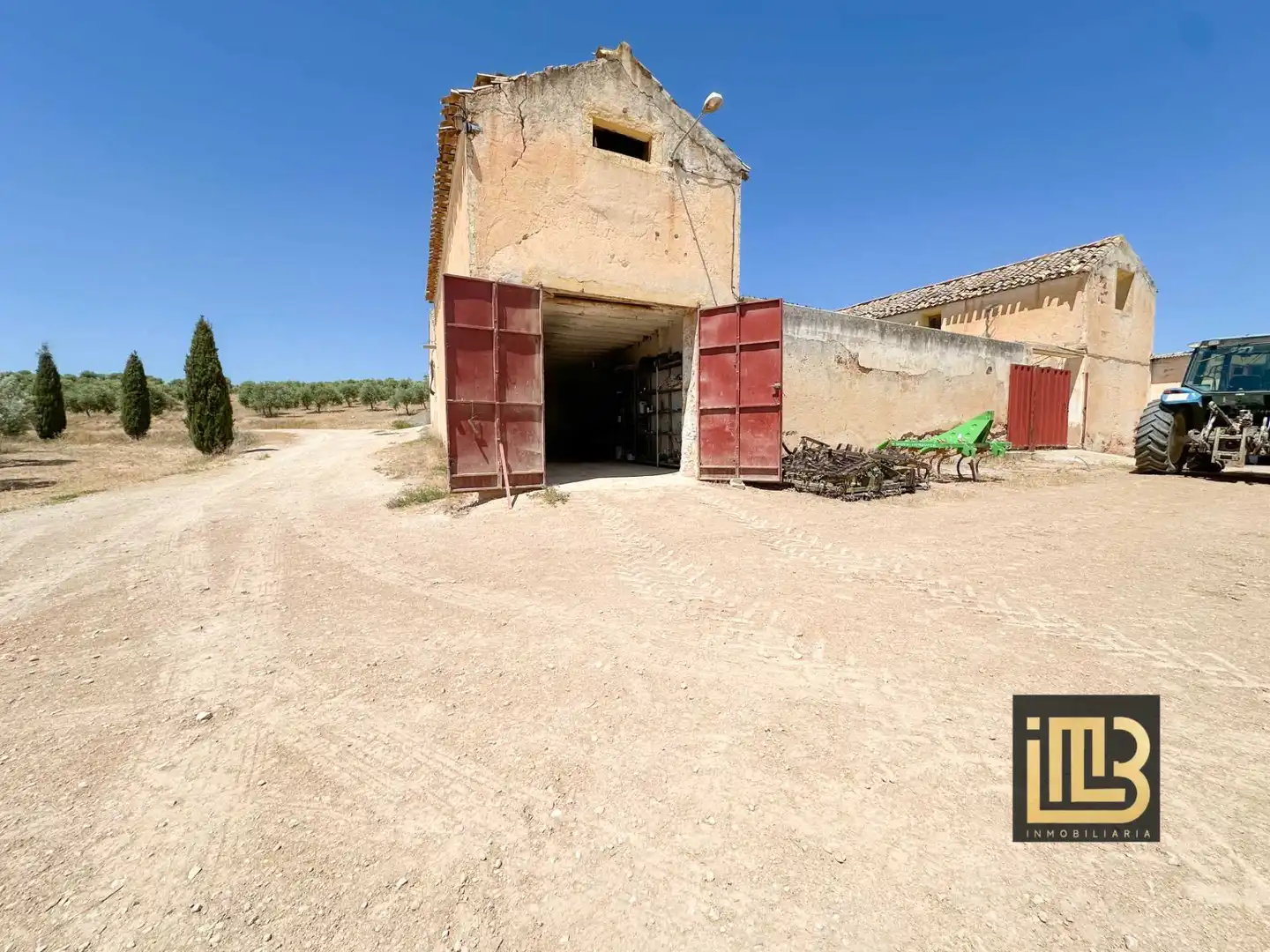 Vista exterior de Piso en venta en Cabra del Santo Cristo con Terraza y Amueblado