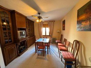 Foto 3 de Casa adosada en venta en Alcaudete, Jaén