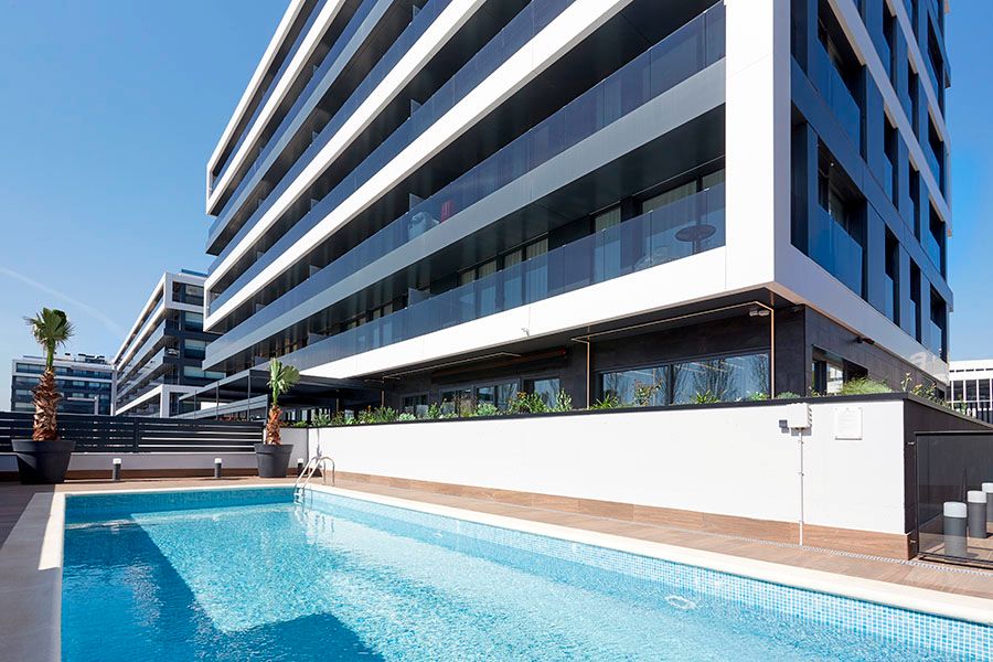 Flat to rent in Carretera Reial, 161, Mas Lluí - Els Miralls