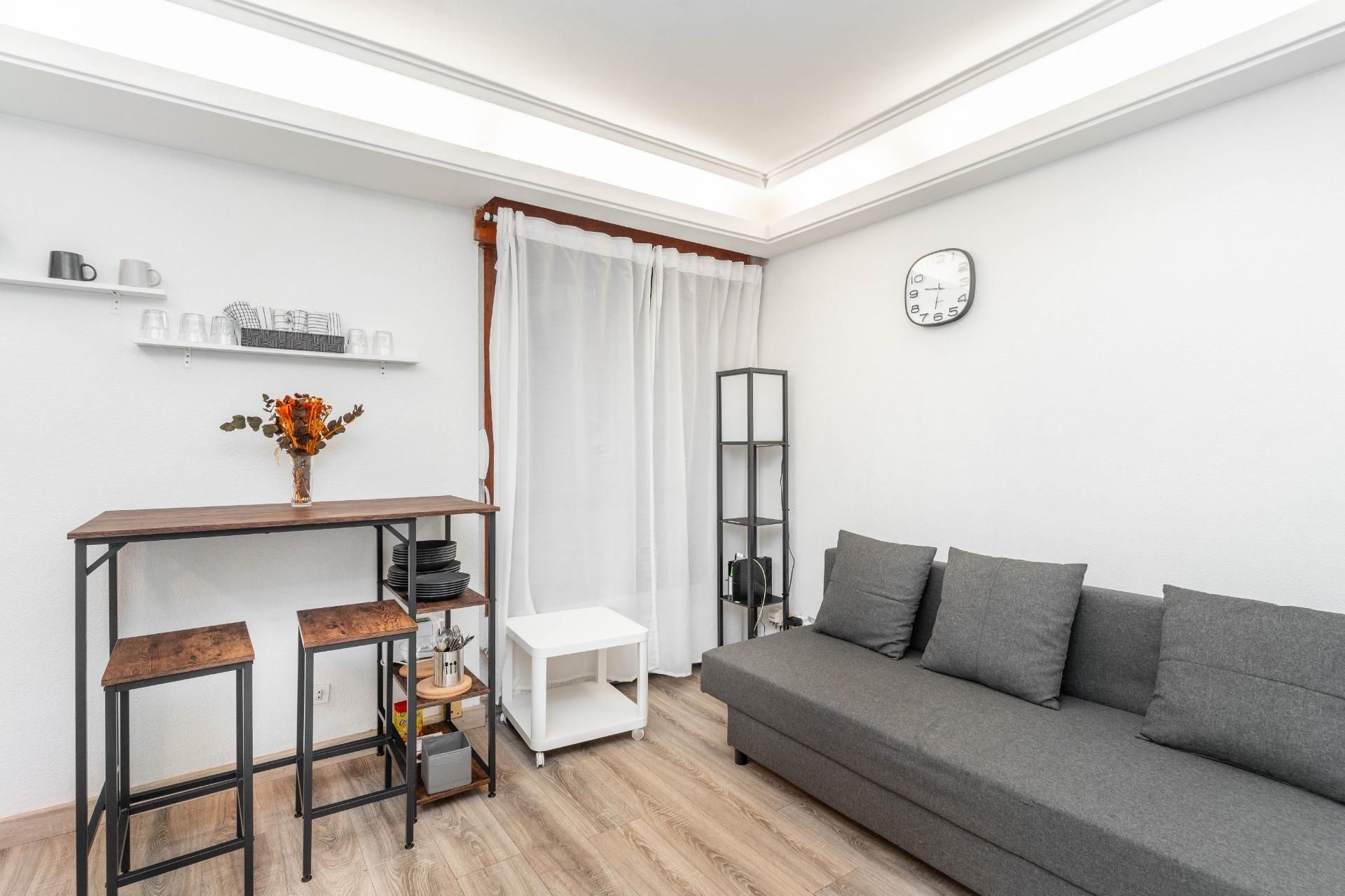 Sala d'estar de Apartament en venda en Oviedo 