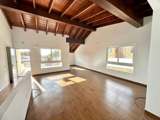 Casa-chalet en Venta en TRIQUIVIJATE en Triquivijate