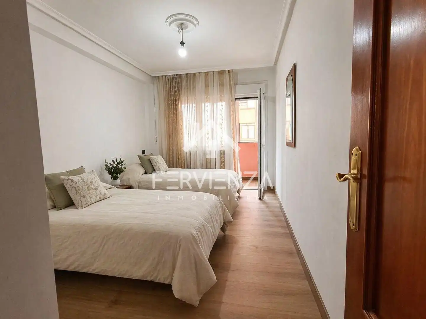 Piso con ascensor en venta en HUCA - La Cadellada, imagen 21