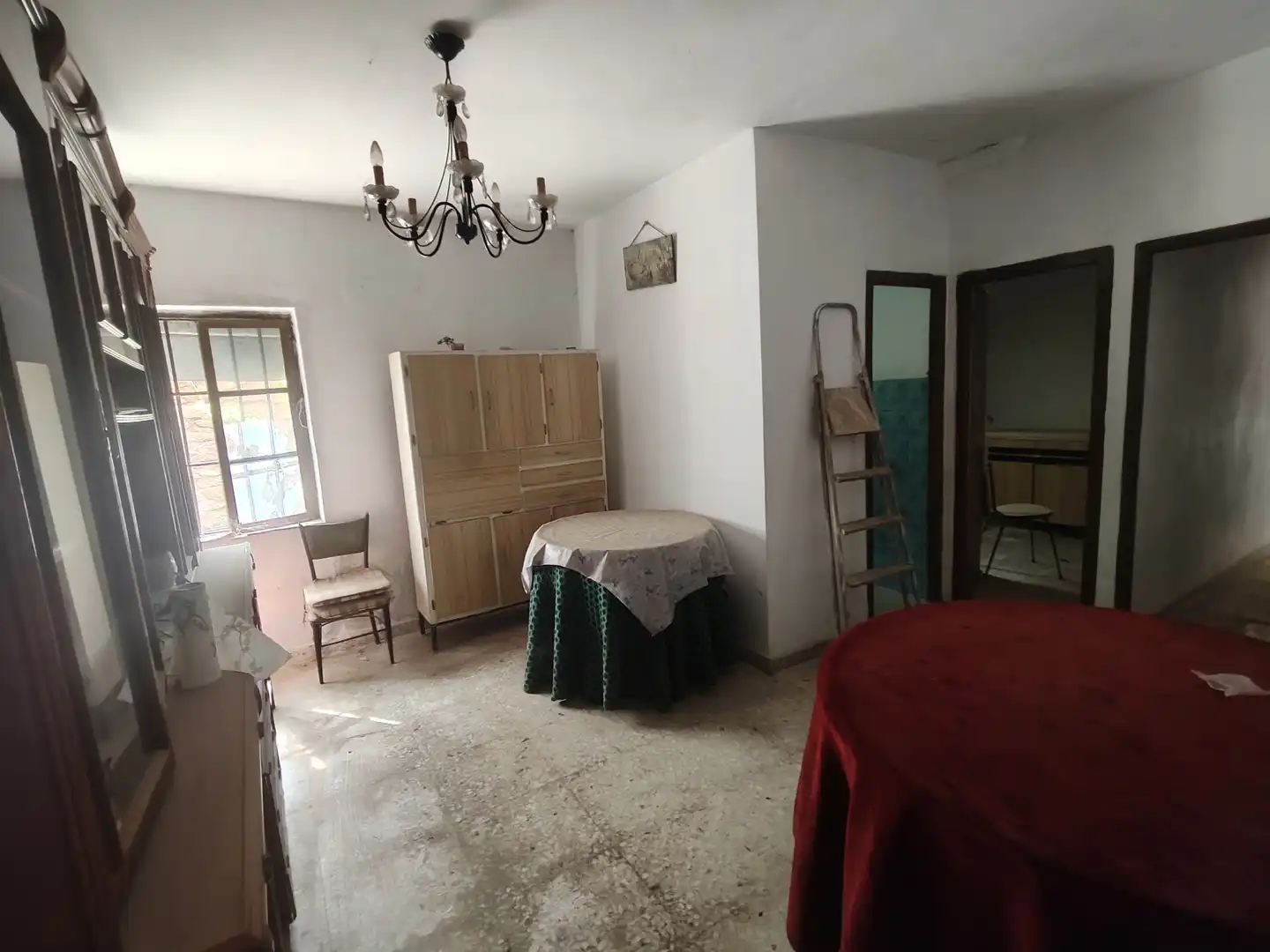 Menjador de Casa o xalet en venda en Baza amb Moblat