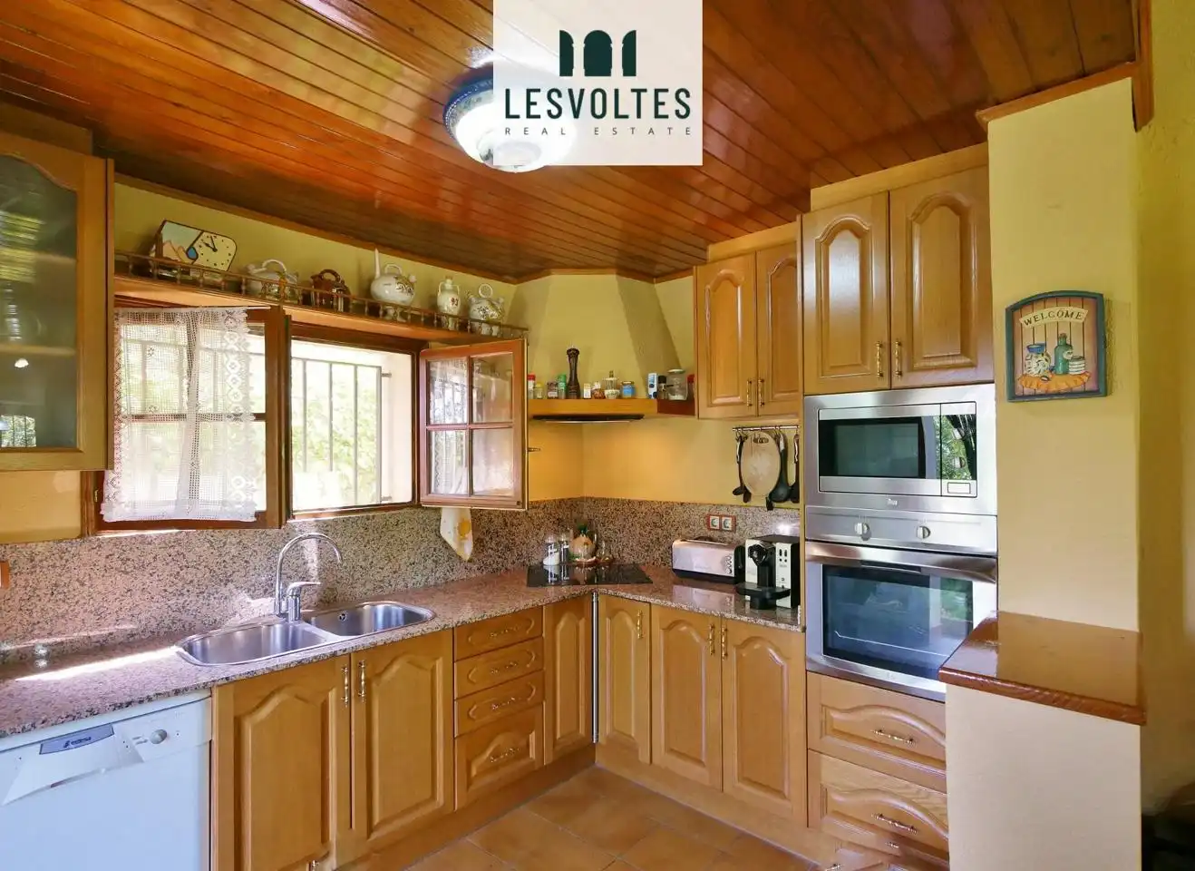 Cocina de Casa o chalet en venta en Ventalló con Jardín privado, Parquet y Terraza