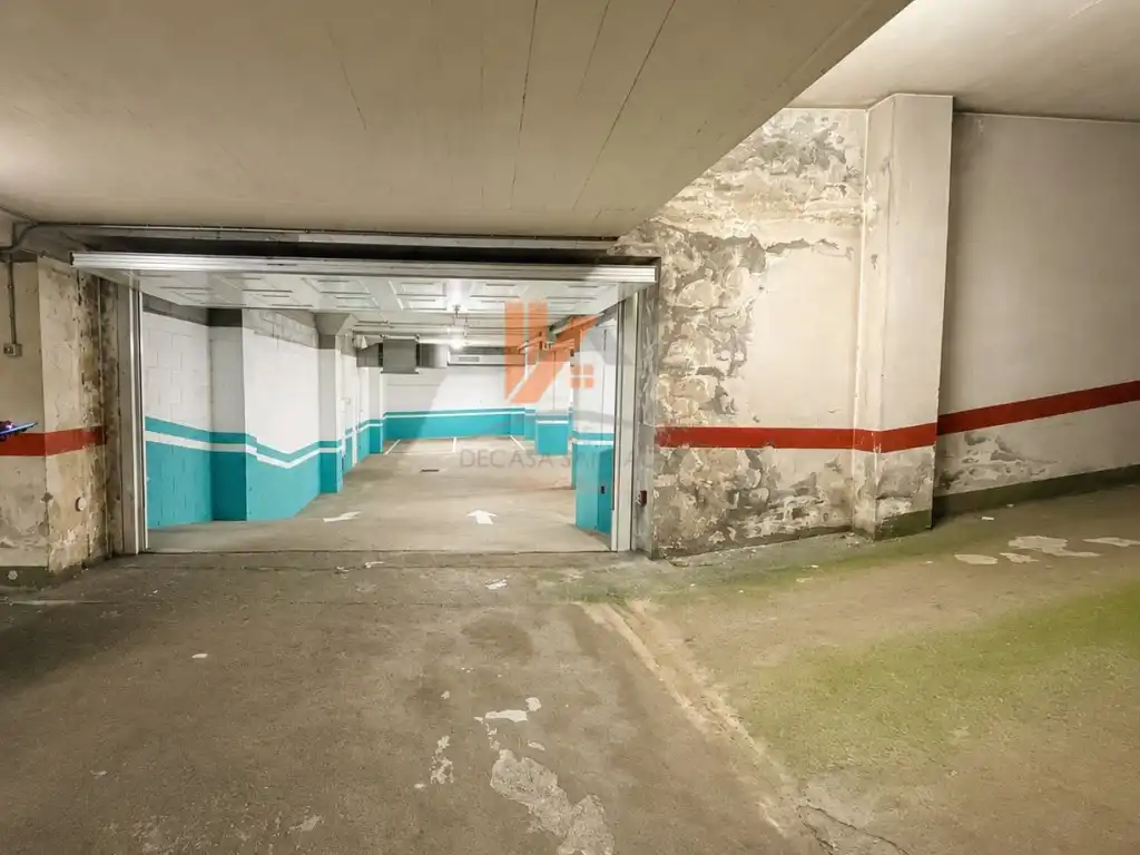 Garage for rent in Santiago de Compostela 