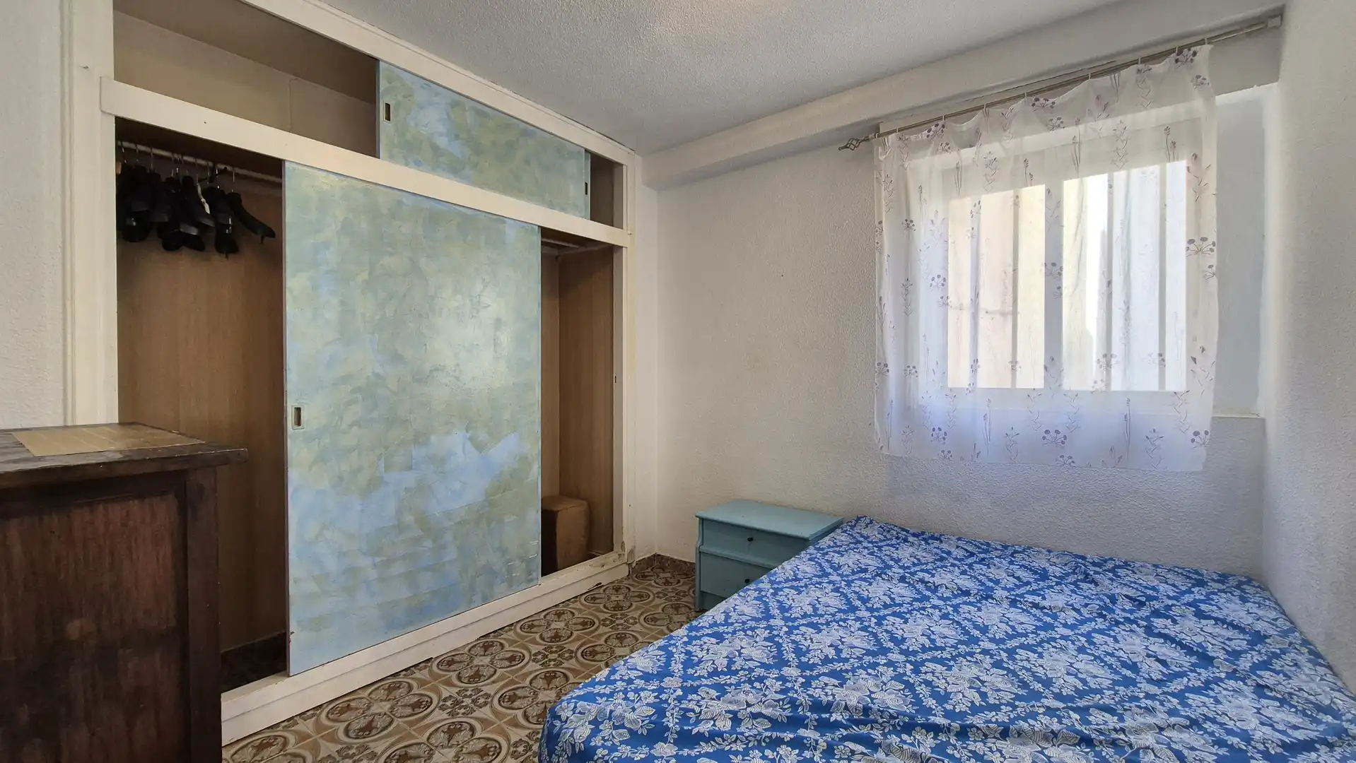 Dormitori de Pis en venda en Benidorm amb Calefacció, Moblat i Balcó