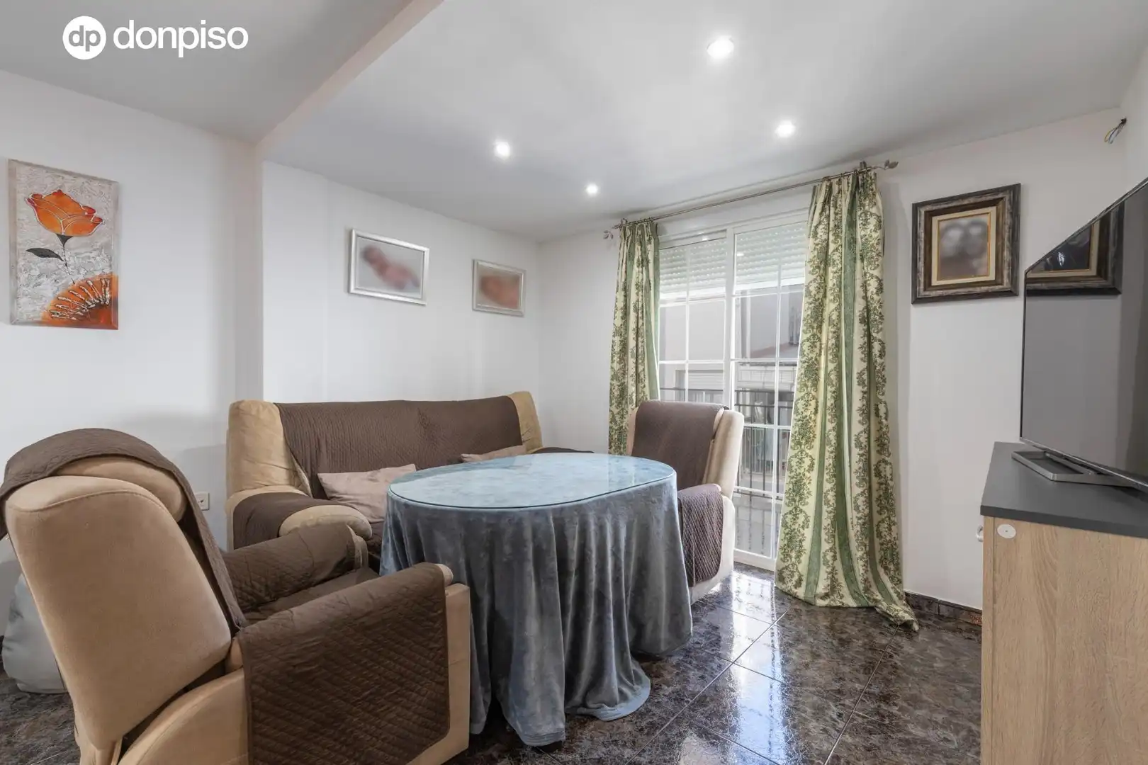 Sala de estar de Piso en venta en Granada con Aire acondicionado, Terraza y Balcón