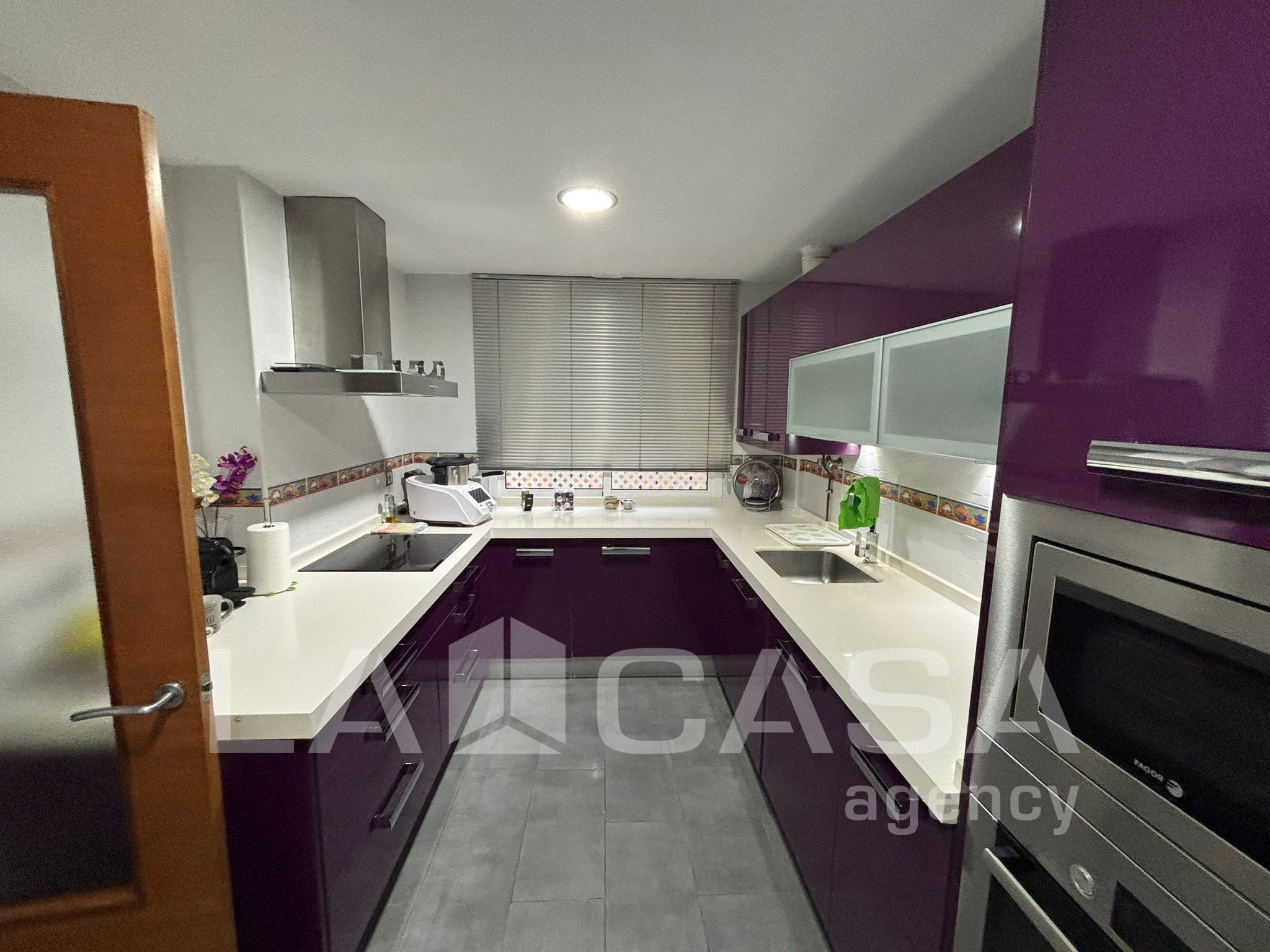 Kitchen of Duplex for sale in Alcalá de Guadaira  with Air Conditioner, Terrace and Storage room