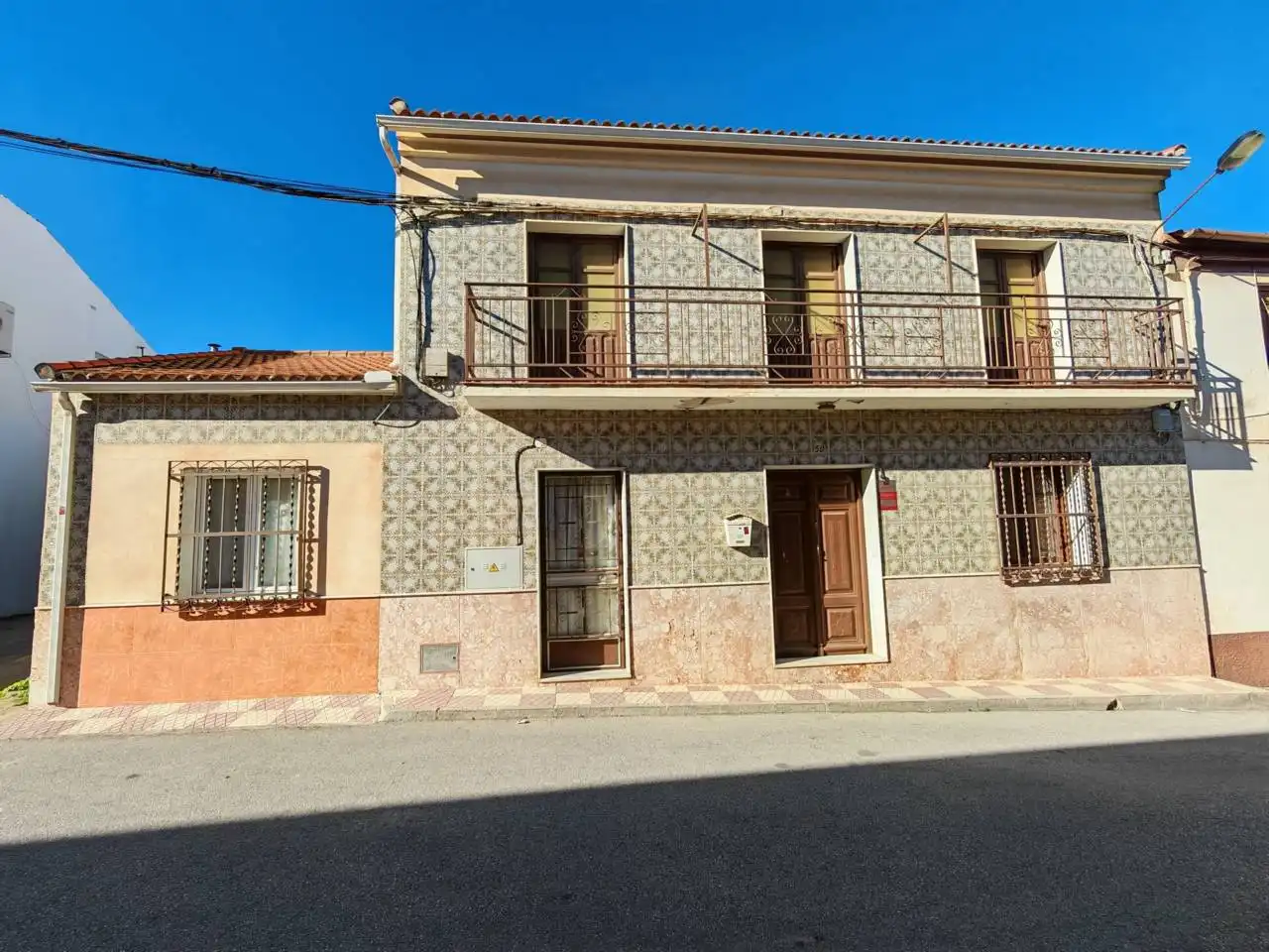 Vista exterior de Casa o xalet en venda en Moraleda de Zafayona amb Aire condicionat, Calefacció i Jardí privat