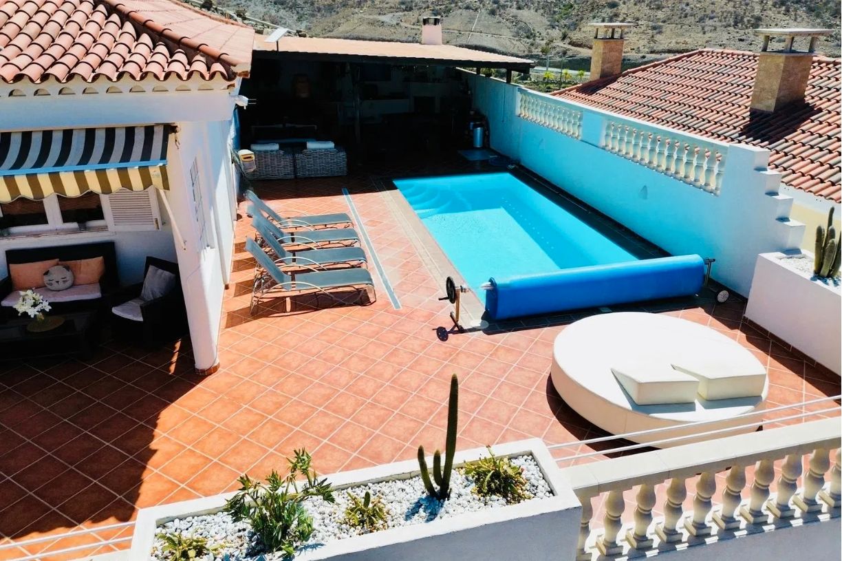 Swimming pool of House or chalet for sale in Mogán  with Air Conditioner, Private garden and Swimming Pool