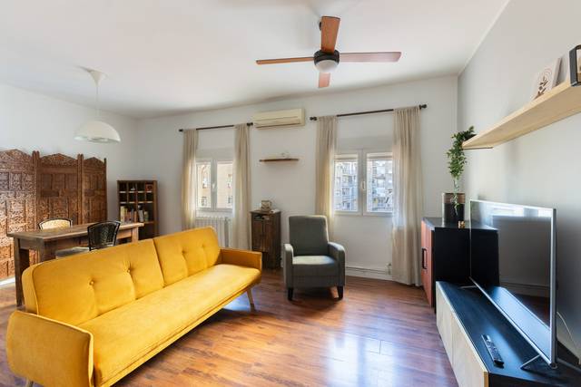 Piso en Alquiler en Calle de la Iglesia en Opañel